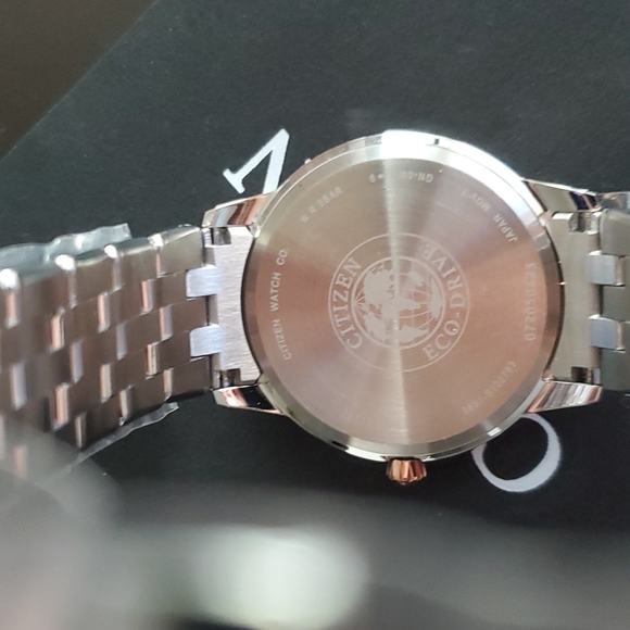 Citizen Eco Drive ladies watch w Genuine Diamond